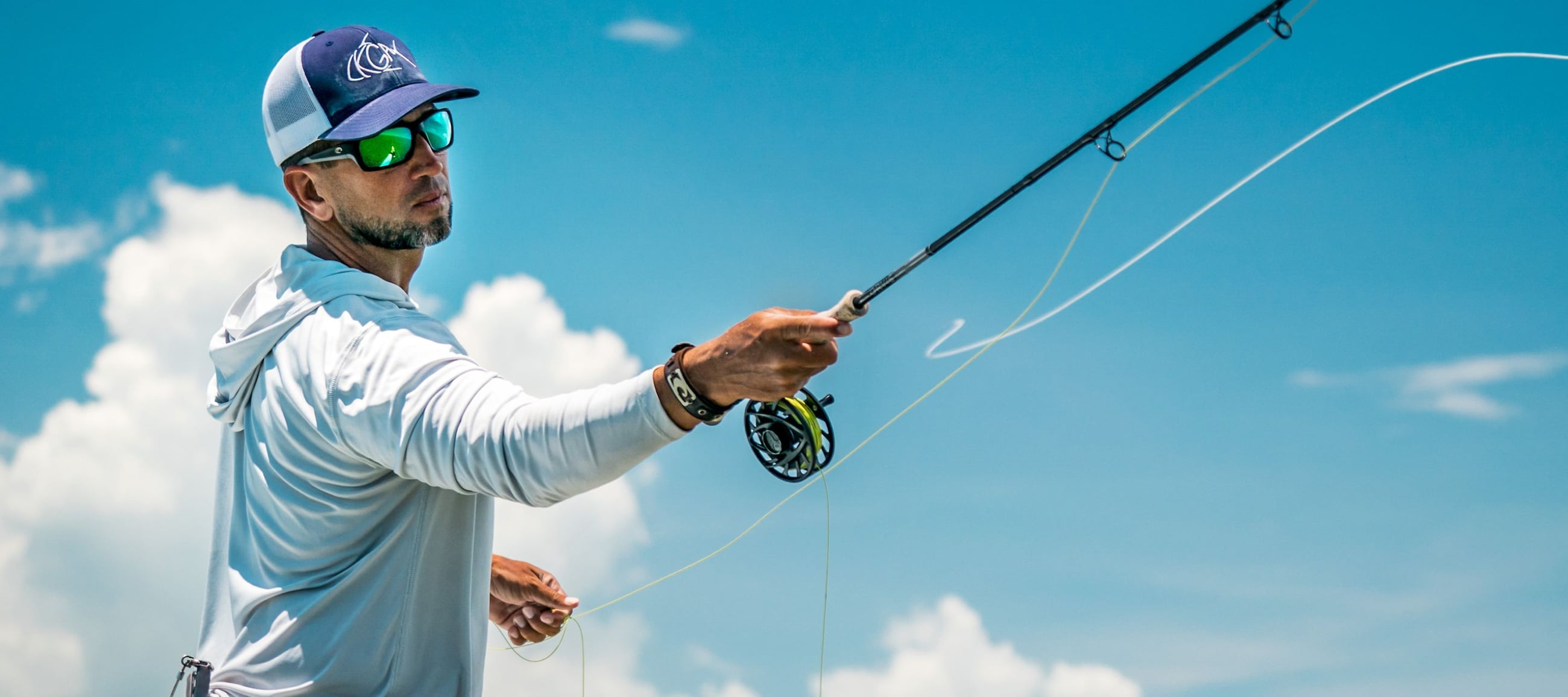 PARA PESCADORES QUE NO SE CONFORMAN-Este National Go Fishing Day, sube de nivel con nuestra colección PRO Series. Estos armazones ofrecen durabilidad, máximo rendimiento y un estilo innegable sobre el agua.