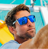 EN GAFAS DE SOL GRABADAS-HASTA UN 50% DE DESCUENTO + 10% ADICIONAL