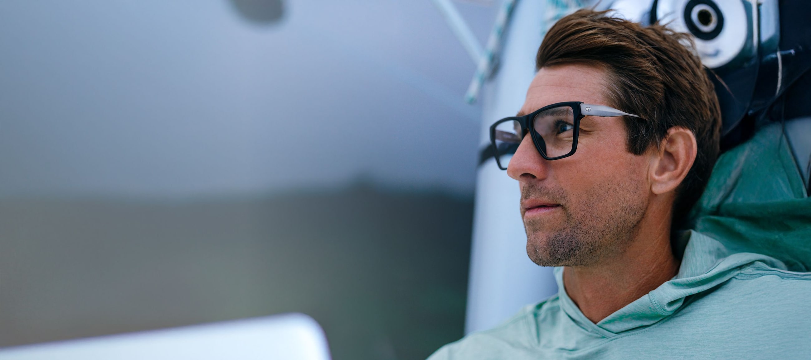 HECHOS PARA LA DISTANCIA. AJUSTADOS PARA LOS DETALLES.-Diseñadas para pescadores cotidianos, las Gafas de Prescripción Costa ofrecen una claridad y flexibilidad inigualables para que no te pierdas ningún nudo y ningún detalle.