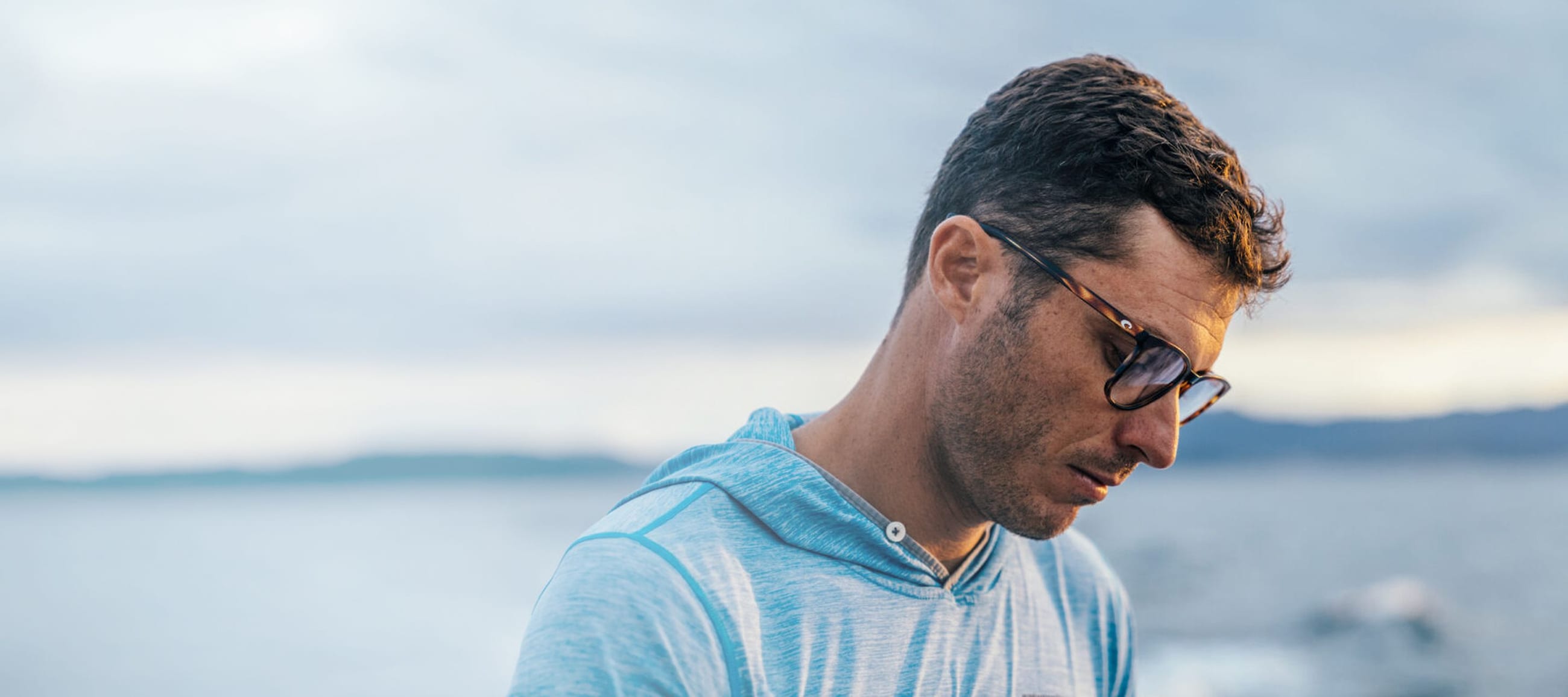 más luz, más tiempo al aire libre-OFERTA ÓPTICA DE PRIMAVERA-Cuando la luz incide correctamente, todo cambia. Míralo claramente con 30% DE DESCUENTO* en gafas.