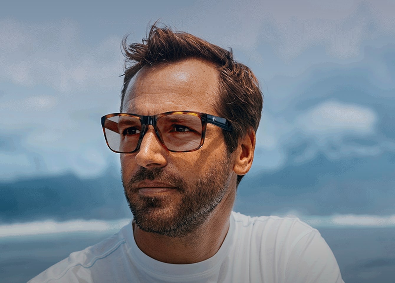 KEEP YOUR EYES IN THE GAME-transitions® lens technology-No swapping eyewear, no slowing down. Transitions® lenses adapt to changing light so you stay focused from dock to destination.